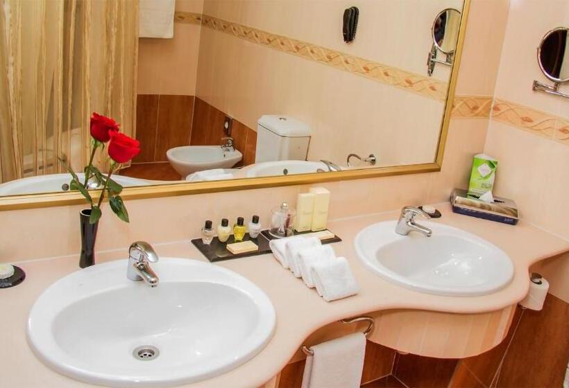 سوییت, Grand Tien Shan