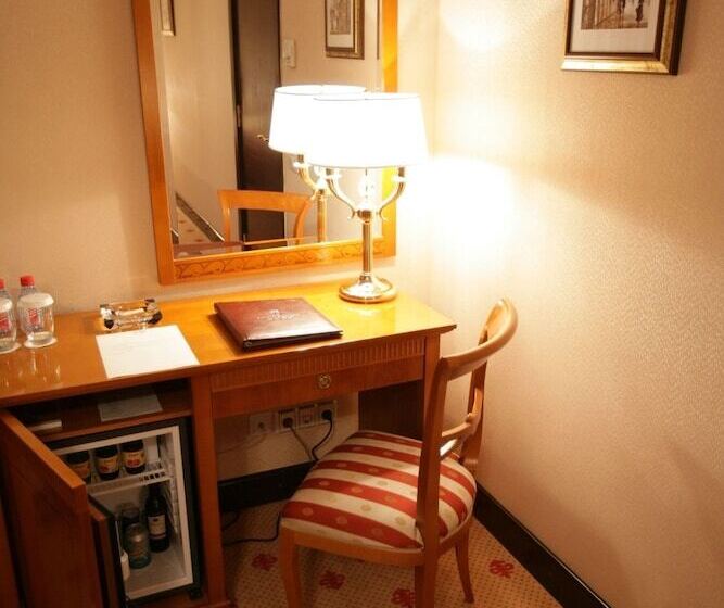 اتاق استاندارد یک نفره, Grand Tien Shan