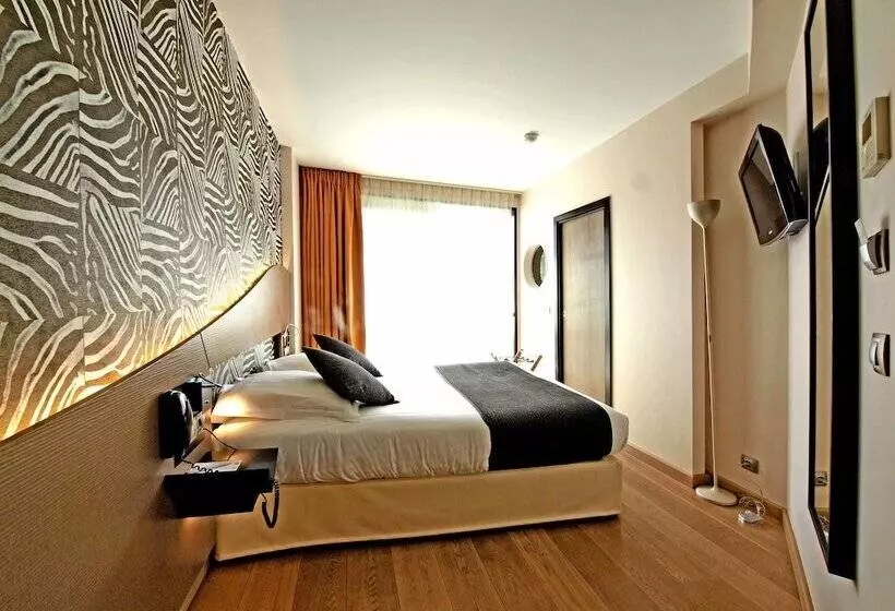 اتاق کلاسیک, Hôtel Hor Europe