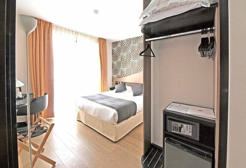 اتاق لوکس, Hôtel Hor Europe