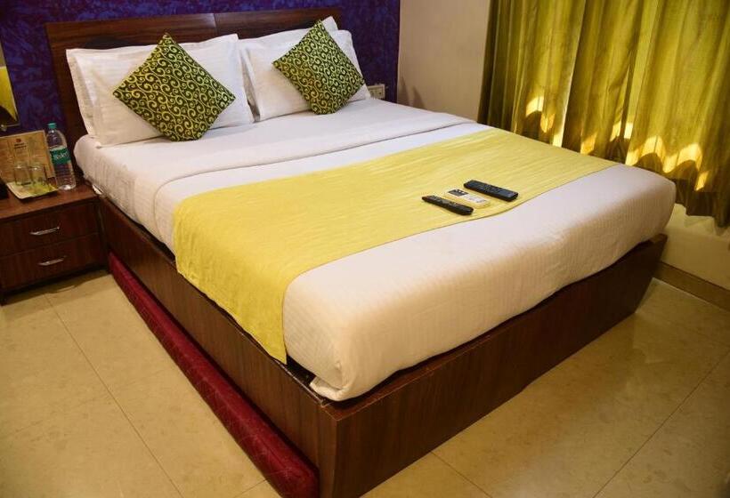 اتاق لوکس, K C Residency