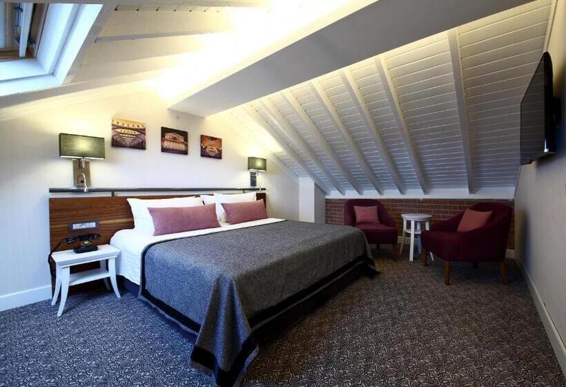 デラックススイート, Montania Special Class