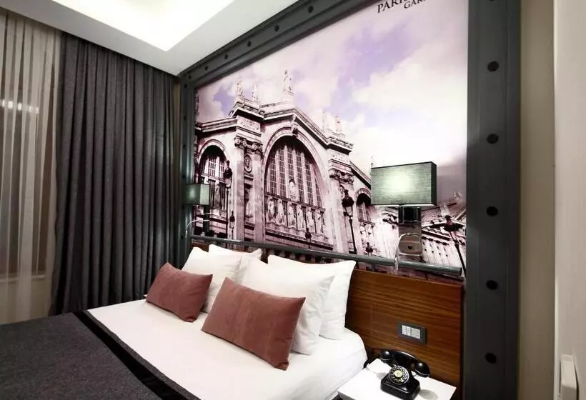 Suite, Montania Special Class