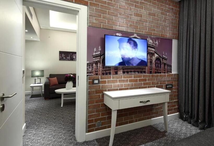 スイート, Montania Special Class