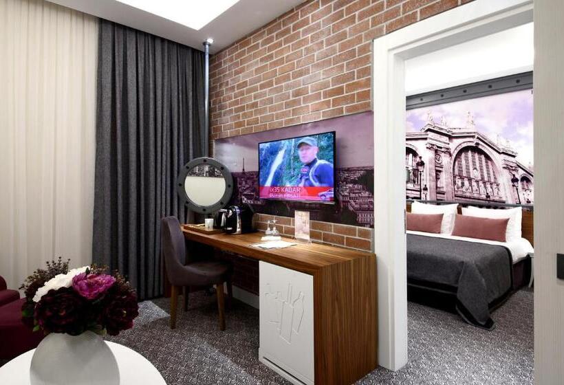 スイート, Montania Special Class