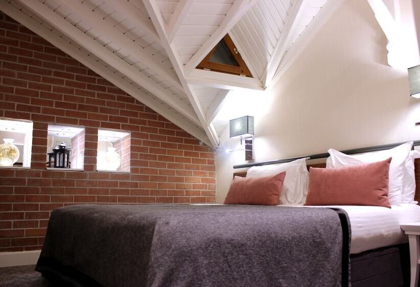 スーペリアールーム, Montania Special Class