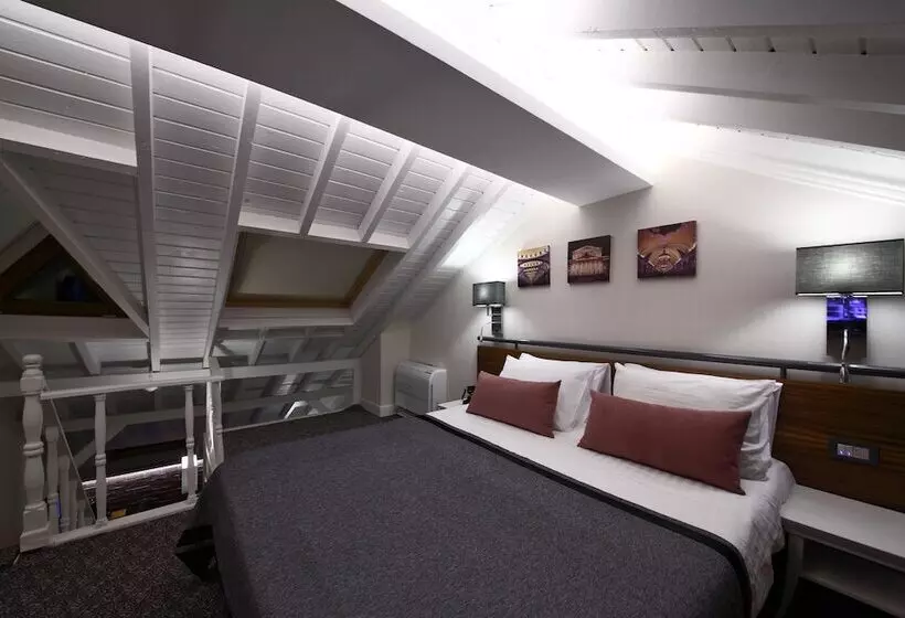 Suite Deluxe, Montania Special Class