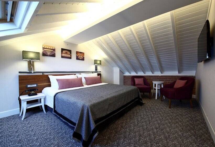 デラックススイート, Montania Special Class