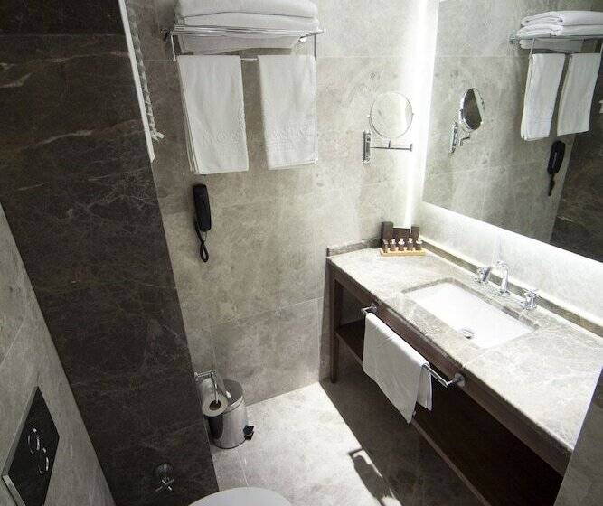 スイート, Montania Special Class