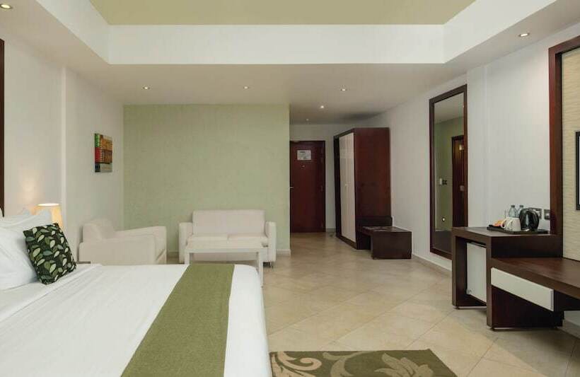 اتاق لوکس با تخت بزرگ, Peninsula Hotel Dar Es Salaam