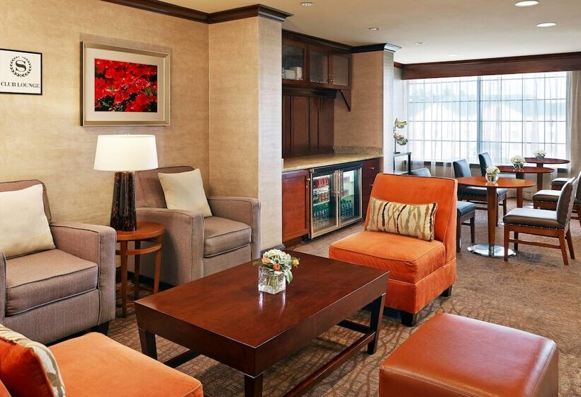 Номер Клуб, Sheraton Augusta