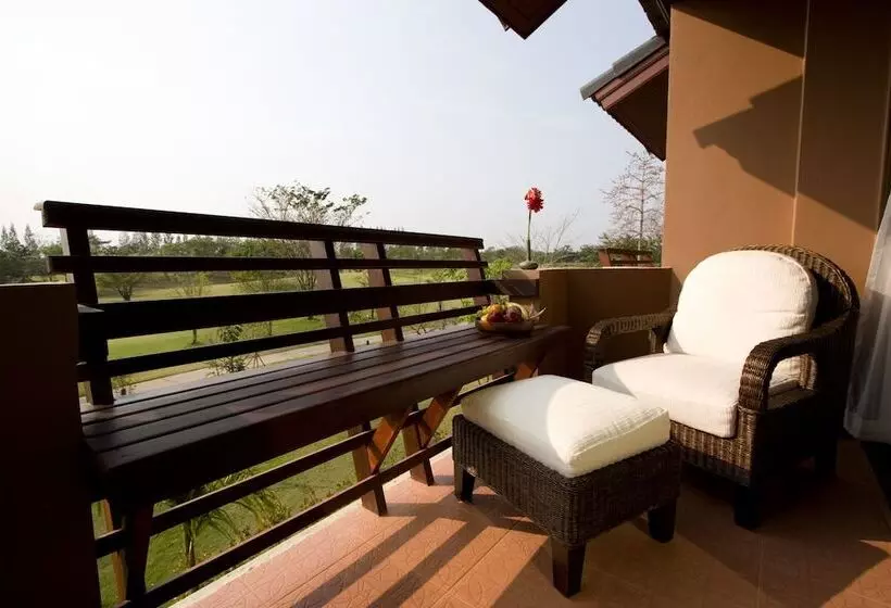 スーペリアールーム, Mae Jo Golf Resort & Spa