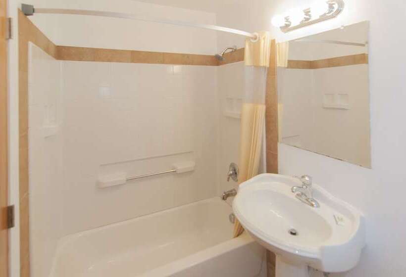 Sviitti, Nordic Inn And Suites