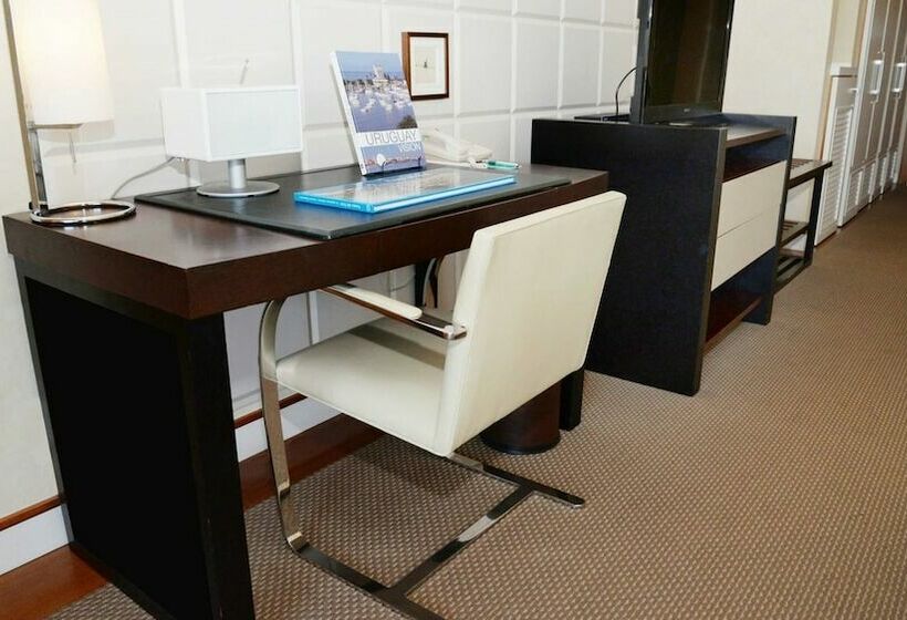 اتاق لوکس, Punta Del Este Resort & Spa