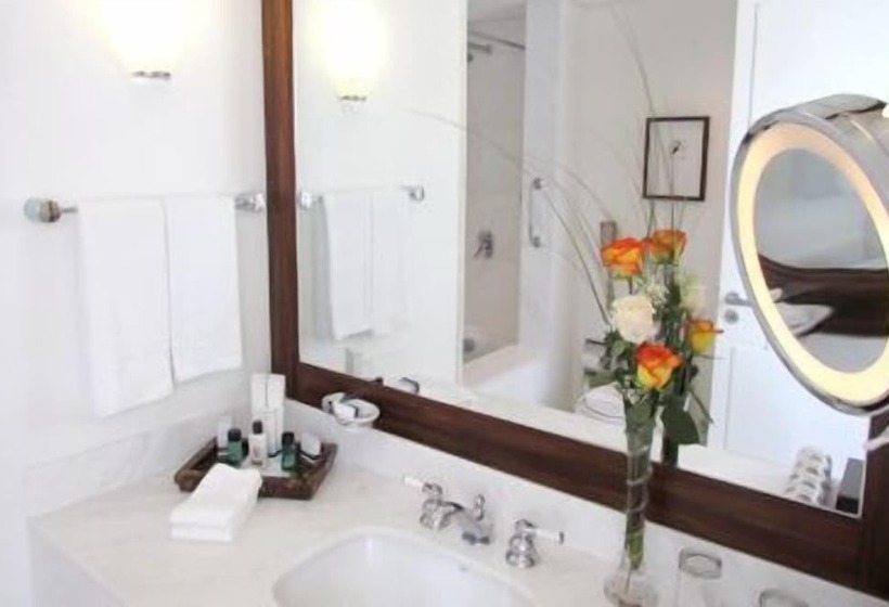 سوییت جونیور, Punta Del Este Resort & Spa