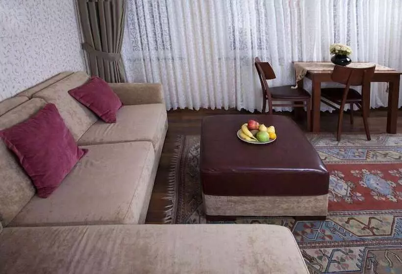 スイート, Sultanahmet Suites