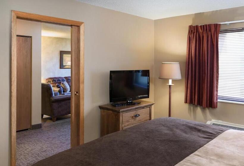 스위트 킹사이즈 침대, Arrowwood Resort At Cedar Shore