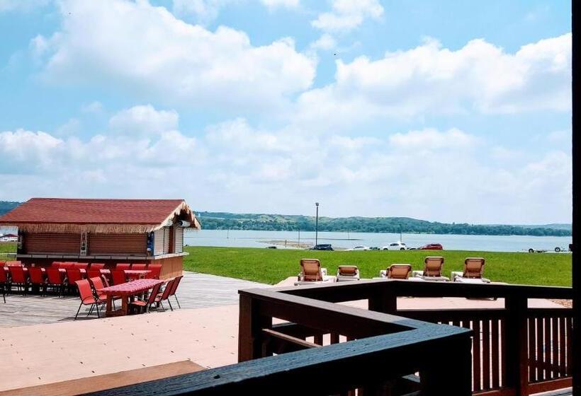 Номер Стандарт Кровать Кинг Адаптированный для Инвалидов, Arrowwood Resort At Cedar Shore