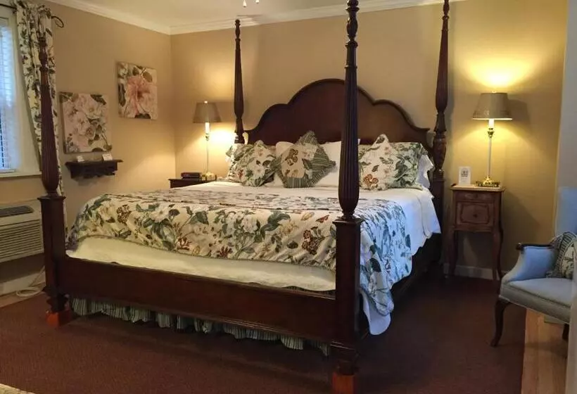 キングサイズベッドのスタンダードルーム, Garden Walk Inn