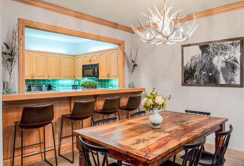 Апартаменты 2 Спальни, Creekside At Beaver Creek