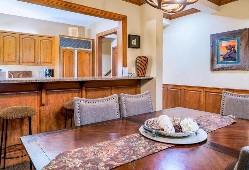 Апартаменты 4 Спальни, Creekside At Beaver Creek