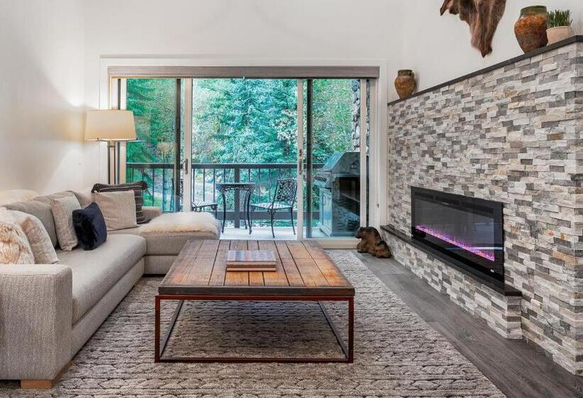 Апартаменты 4 Спальни, Creekside At Beaver Creek
