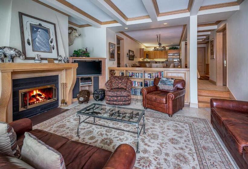 Апартаменты 3 Спальни, Creekside At Beaver Creek