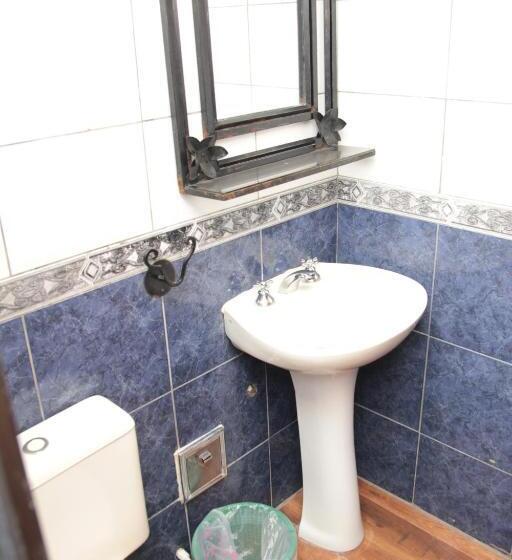 اتاق استاندارد چهار تخته, Catedral