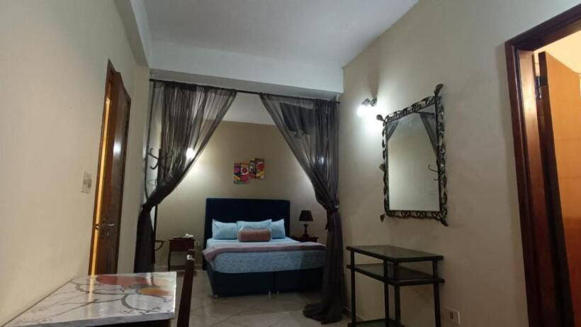 سوییت, Catedral