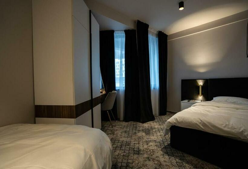 스탠다드 룸, Cristal