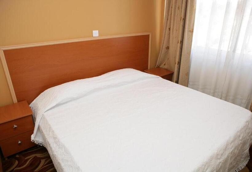 سوییت جونیور, Ivys