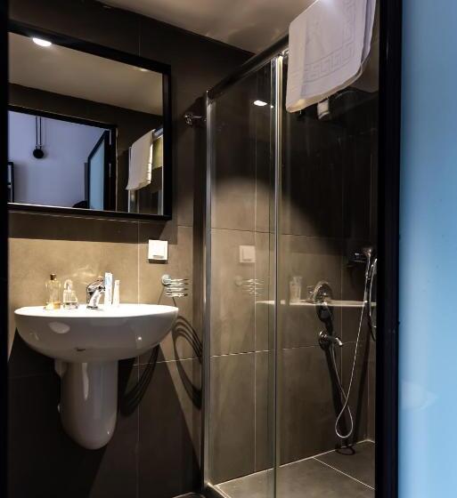 اتاق استاندارد, Pesa Suites