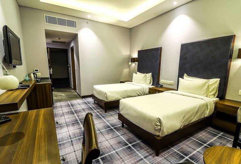 غرفة ديلوكس, Piccadily Raipur