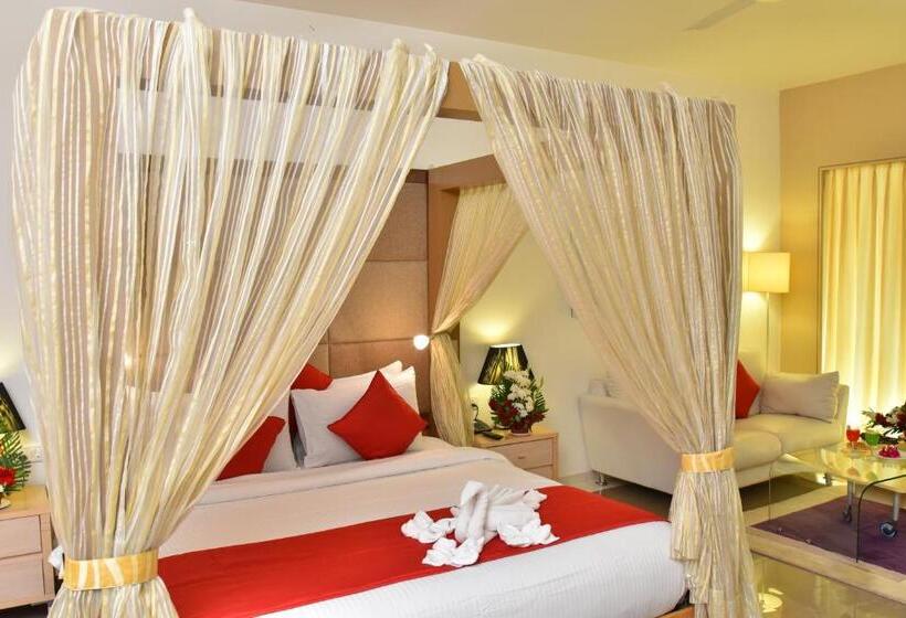 Quarto Premium, Seasons  Rajkot