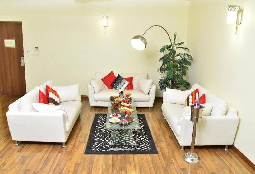 Suíte, Seasons  Rajkot