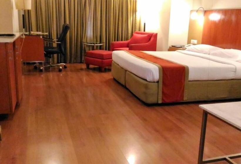 חדר דלוקס, Taj Tristar