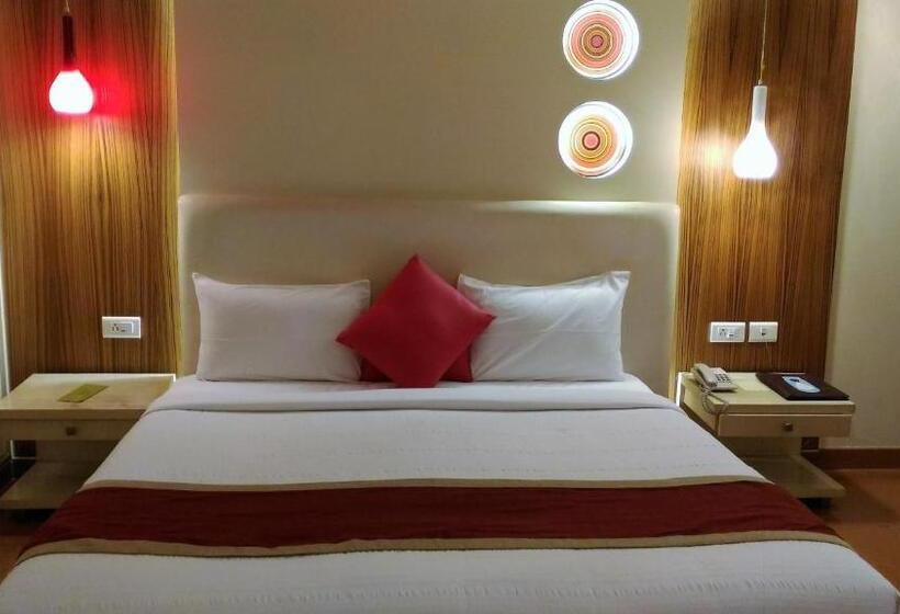 סוויטה, Taj Tristar