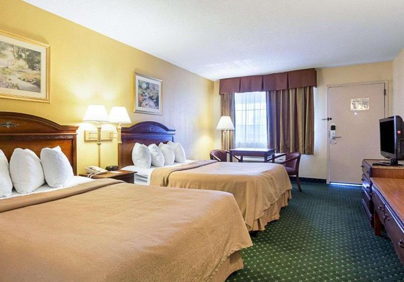 デラックスルーム, Taj Tristar