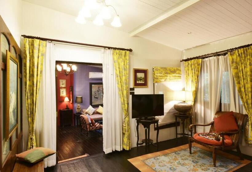 带2个卧室和按摩浴缸的别墅, Zantiis Ndol Villas