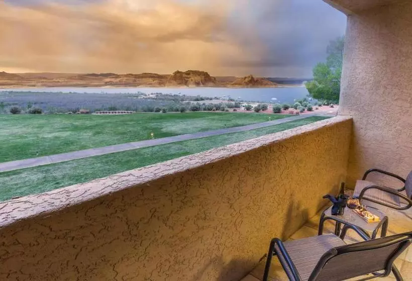 اتاق لوکس با چشم‌انداز, Lake Powell Resort