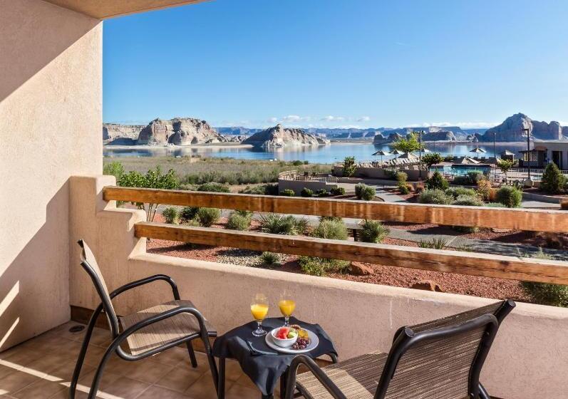 غرفة ديلوكس سرير كينج ذات إطلالة, Lake Powell Resort