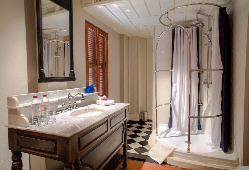 اتاق لوکس با چشم‌انداز باغ, Burasari Heritage Luang Prabang