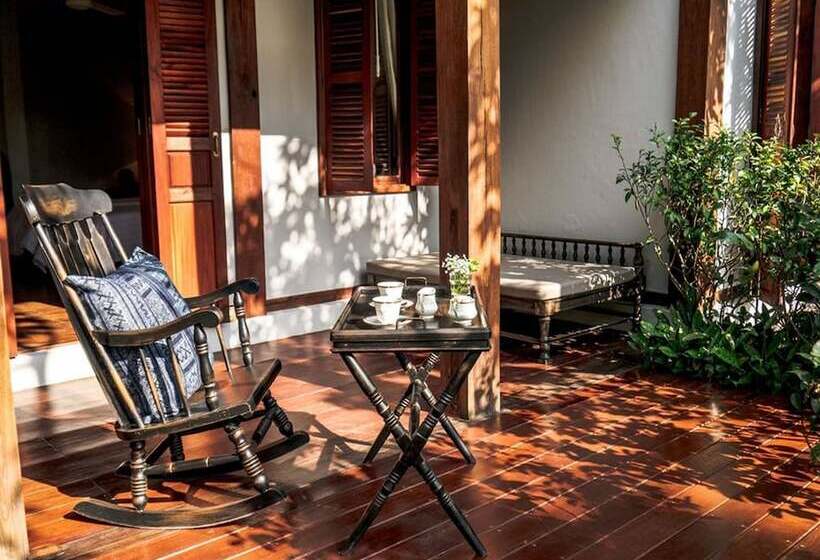 اتاق لوکس با چشم‌انداز باغ, Burasari Heritage Luang Prabang