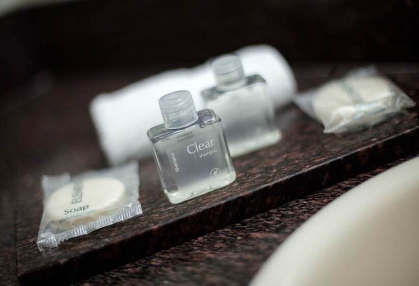 سوییت جونیور, Costa Del Sol Wyndham Chiclayo