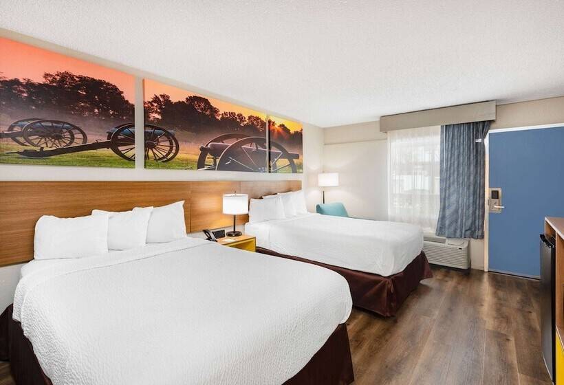 Номер Стандарт 2 Двуспальные Кровати, Days Inn By Wyndham Charlottesville/university Area