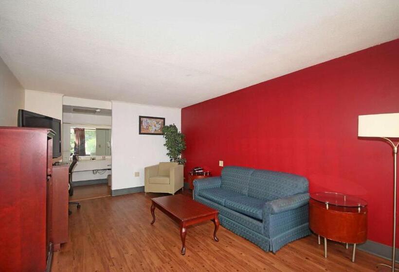 Люкс Кровать Кинг, Econo Lodge Inn And Suites   Pilot Mountain