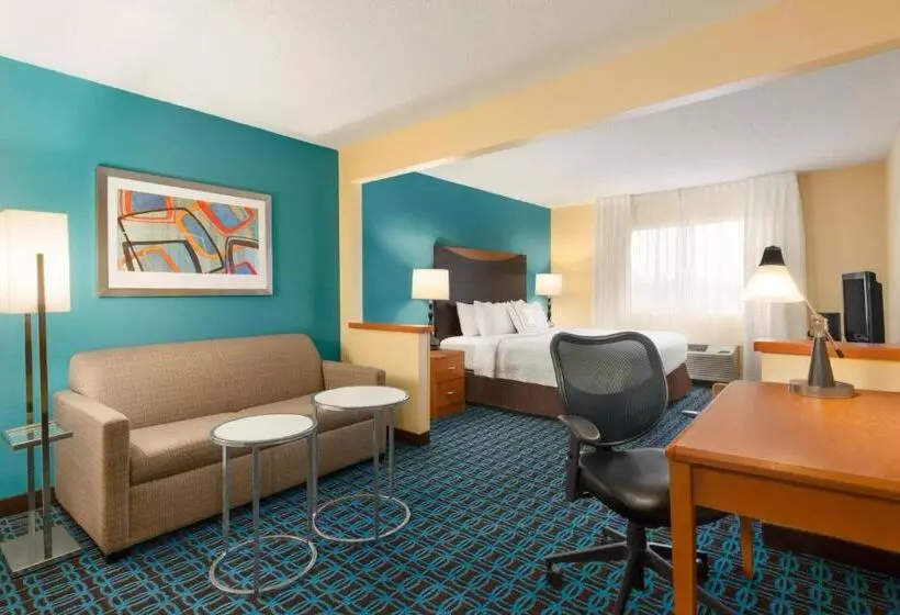 キングサイドベッドのスタンダードワンルーム, Amerivu Inn And Suites
