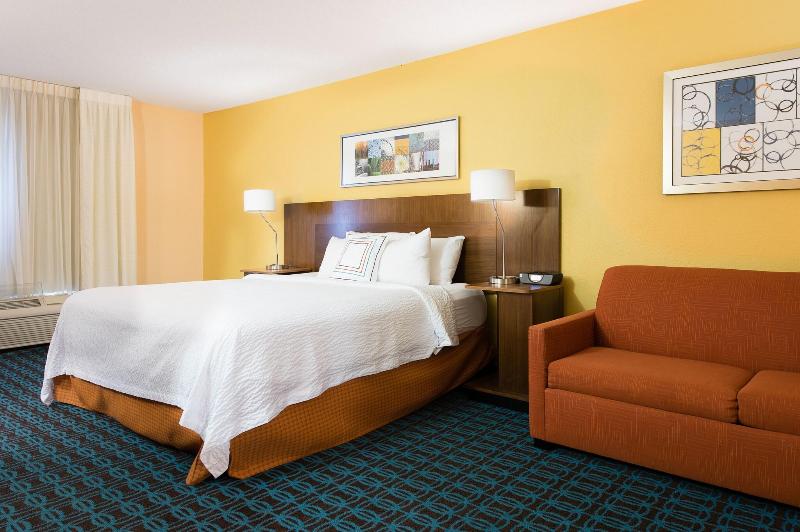 غرفة قياسية سرير كينج, Fairfield Inn Orangeburg