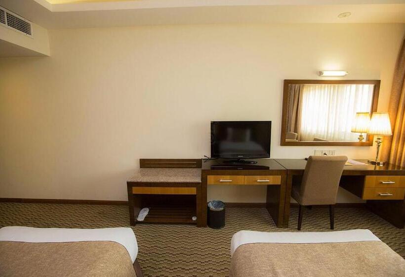 Номер Deluxe, Fortune Plaza Hotel, Dubai Airport