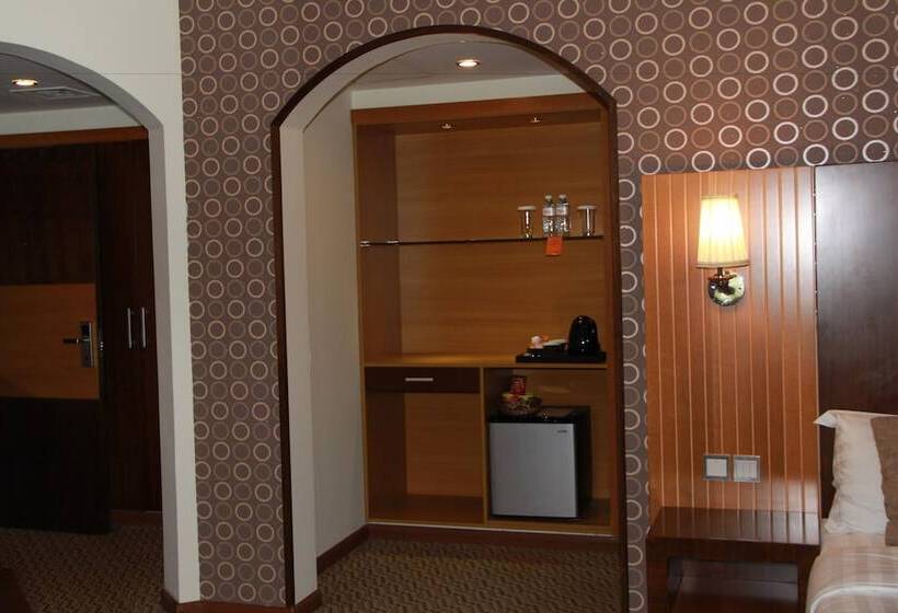 Номер Deluxe, Fortune Plaza Hotel, Dubai Airport